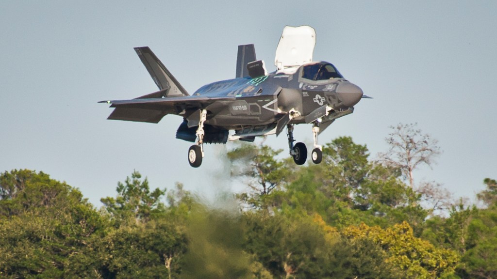 The Marine Corps’ ‘No. 1 priority’ for the F-35 involves a rough landing in hot environments