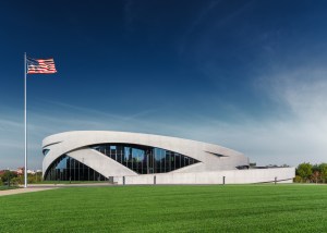 New museum offers free admission to veterans after criticism