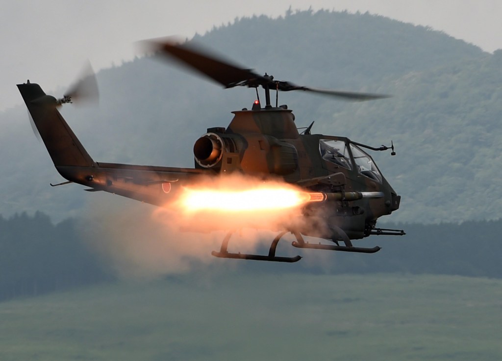 Japan sets naval-friendly requirement in search to replace AH-1S Cobra fleet