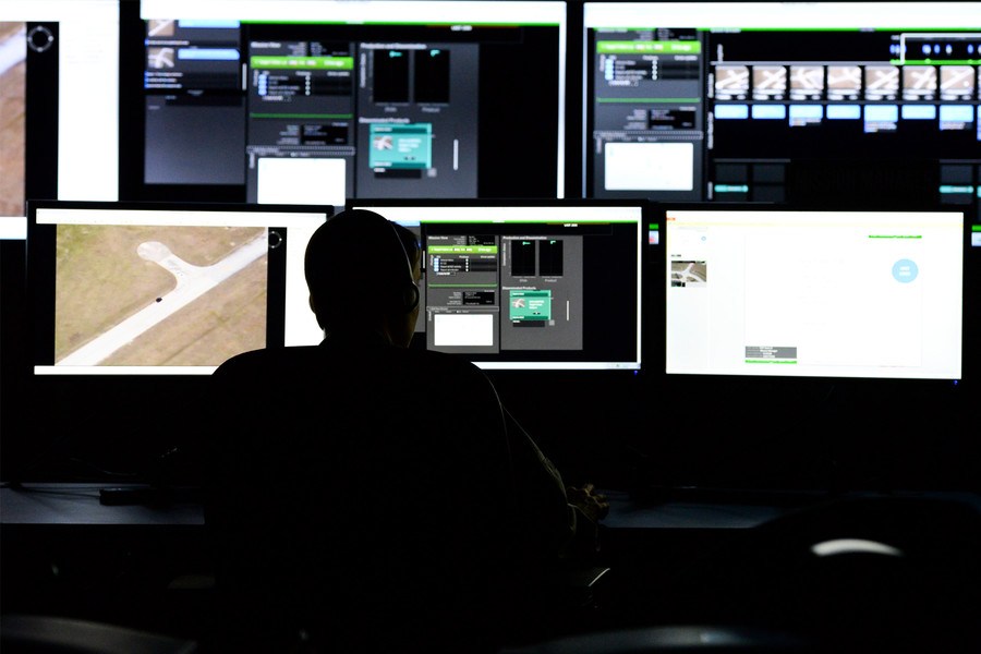 DIA announces winners in massive intelligence technology contract