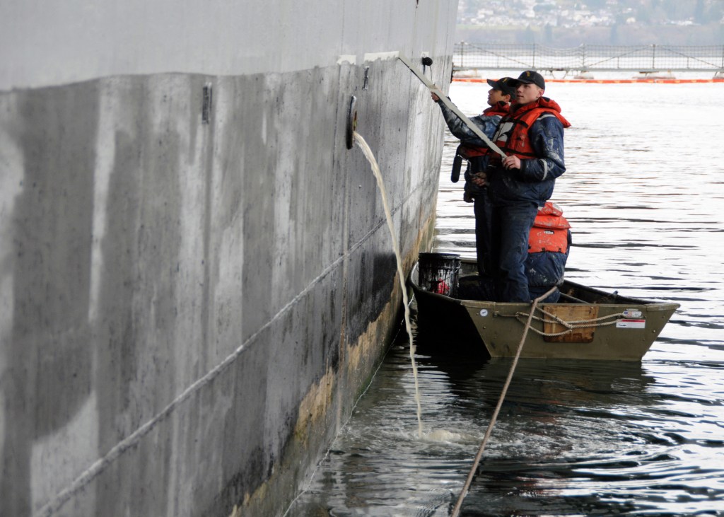Lasers could replace sailors in peeling old paint off ships