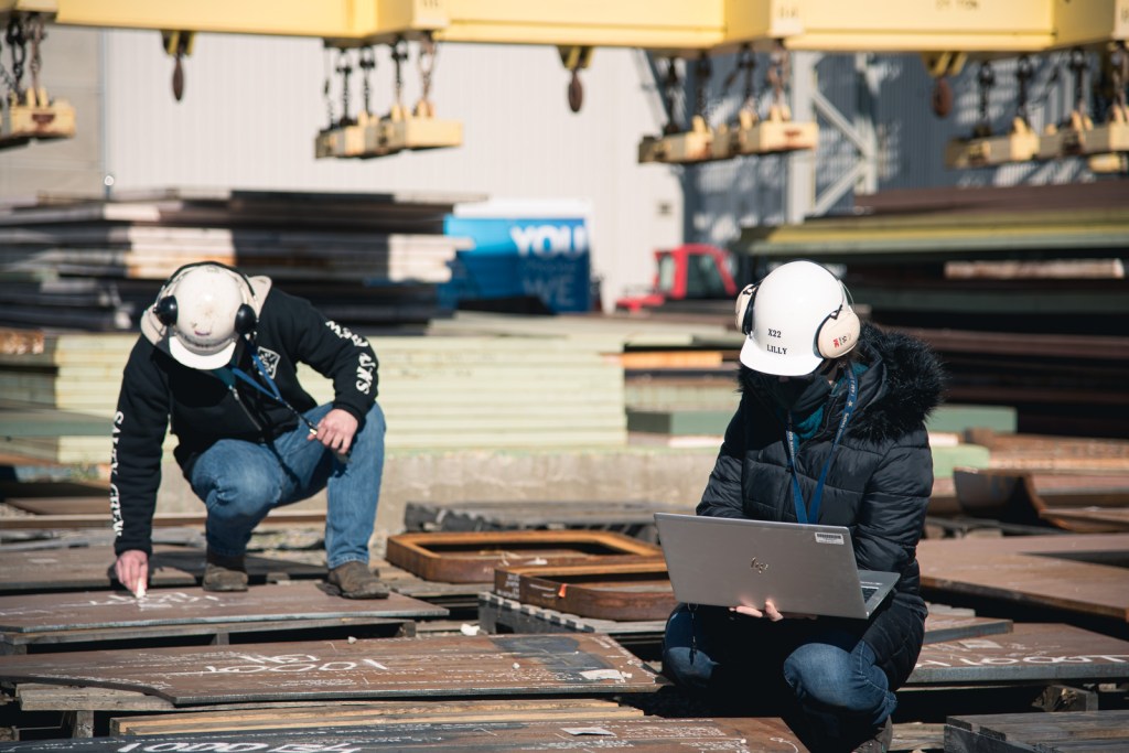 Navy says digital work instructions, lessons learned are improving construction of third Ford-class carrier