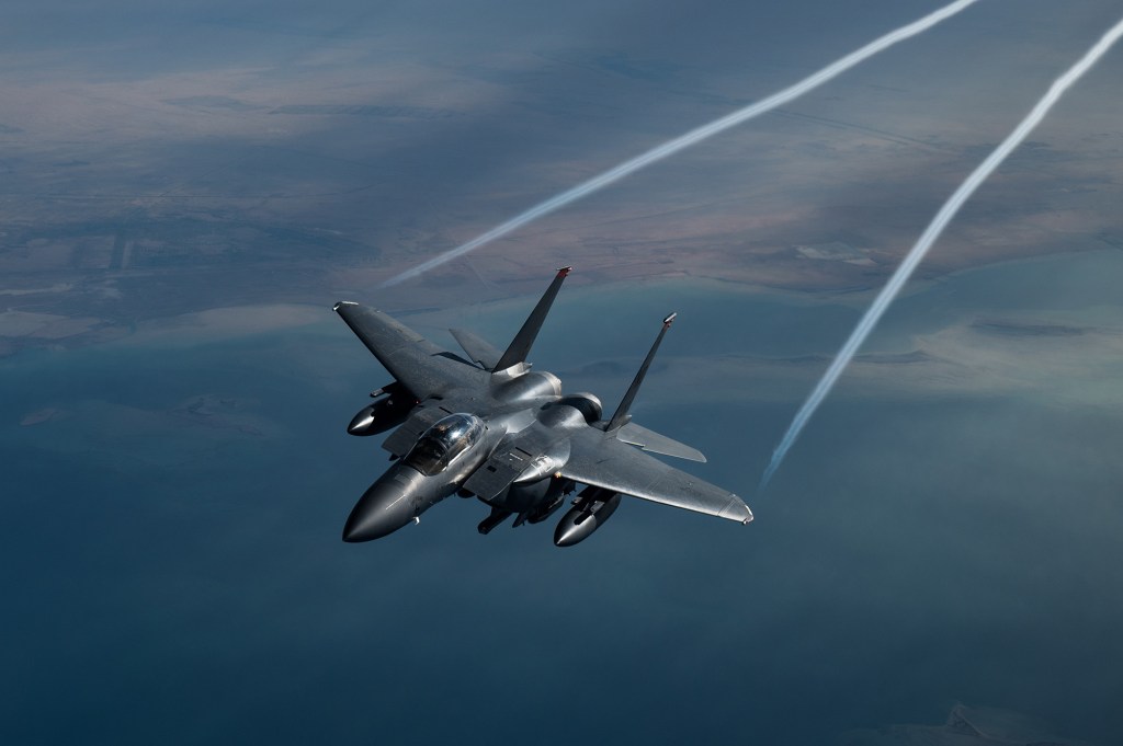 Air Force continues to pound ISIS targets in Iraq