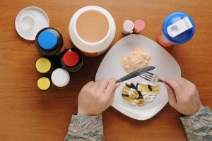 Tracking adverse reactions to dietary supplements could help military readiness