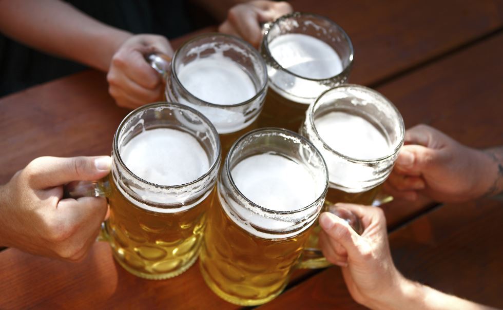 Royal Australian Navy delivers 800 gallons of ale to fire-ravaged town in hall-of-fame beer run