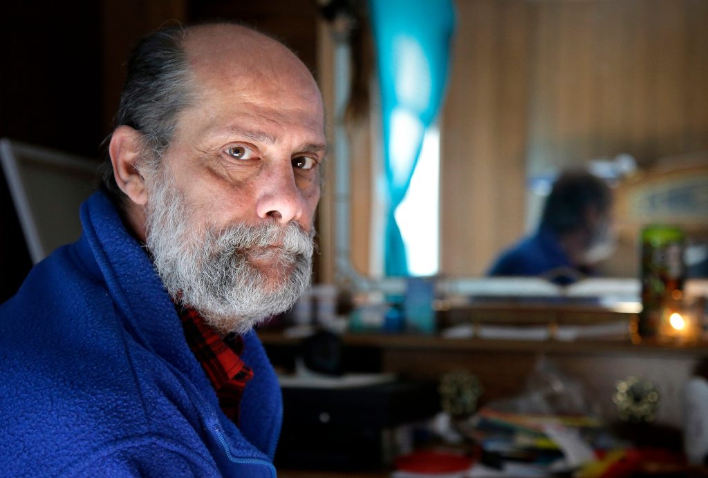As Obama leaves office, goal on homeless veterans goes unmet