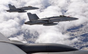 Finland issues fighter program warning | Defense News Weekly Extra