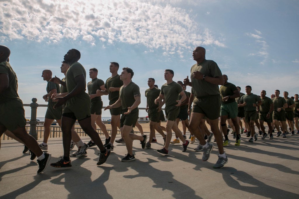 Listen to this comedian’s hilarious take on military running cadence