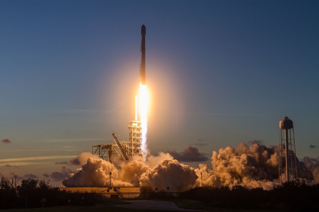 Pentagon’s inspector general to launch probe into certification of SpaceX rockets … but it’s unclear why