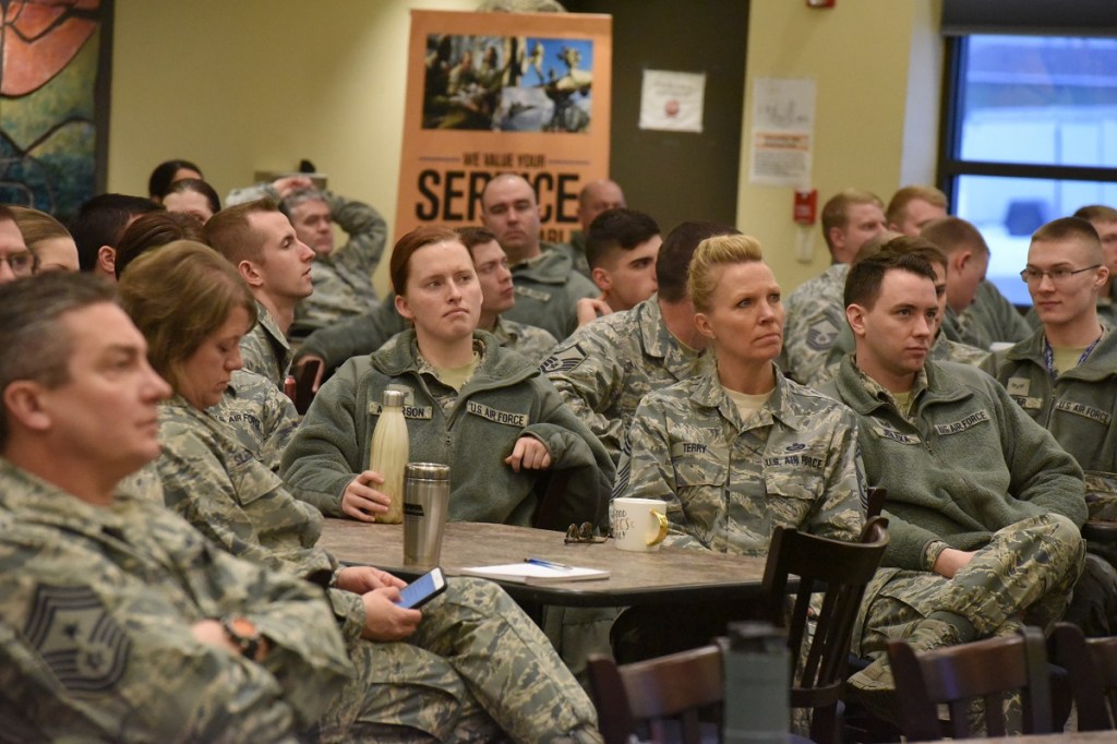 More than 170,000 Guard, Reserve troops continue to be affected by shutdown