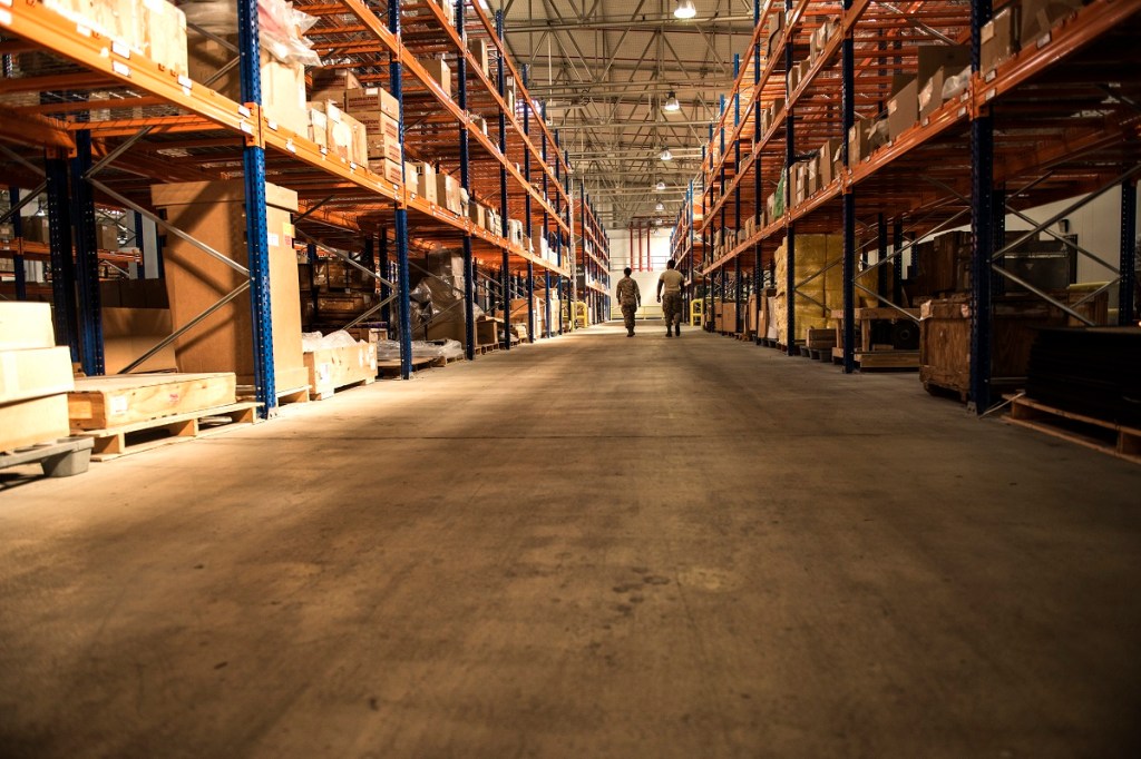 The use of incentives in performance-based logistics