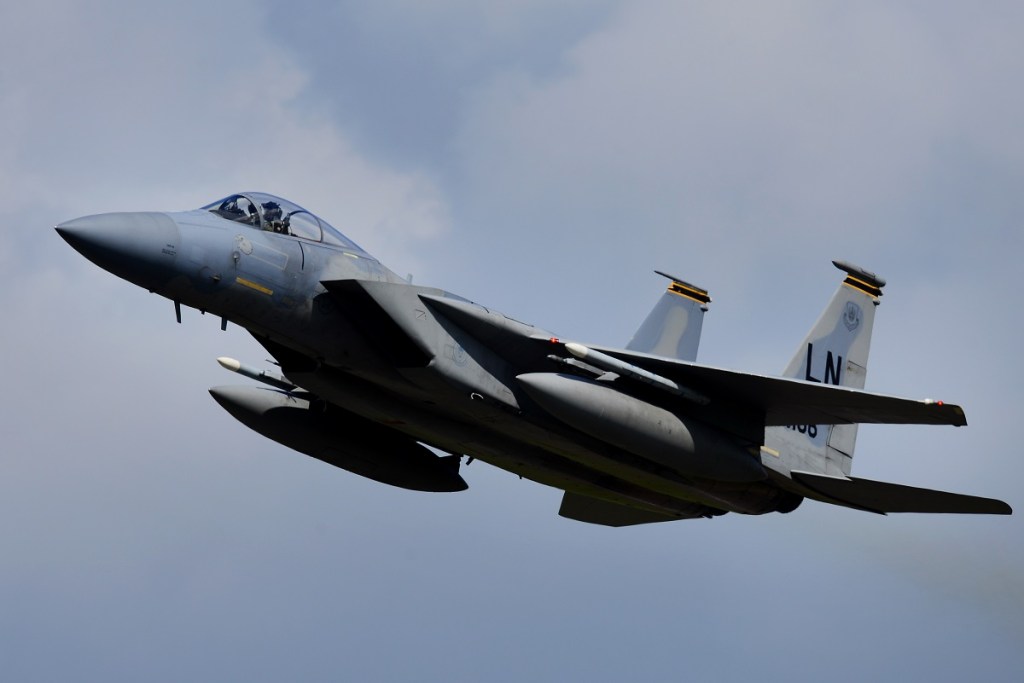 Kadena Air Base F-15 crashes off Okinawa