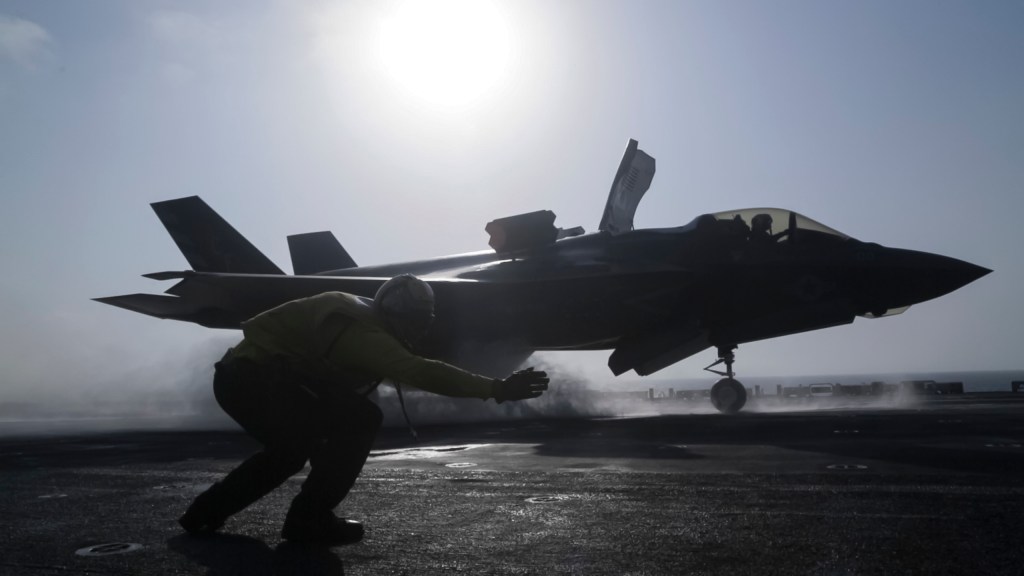 103 House lawmakers push for more F-35s