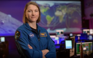 Naval Academy grads hope to walk on the moon with NASA team
