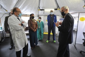 VA pauses punishment for non-medical staff still unvaccinated against COVID
