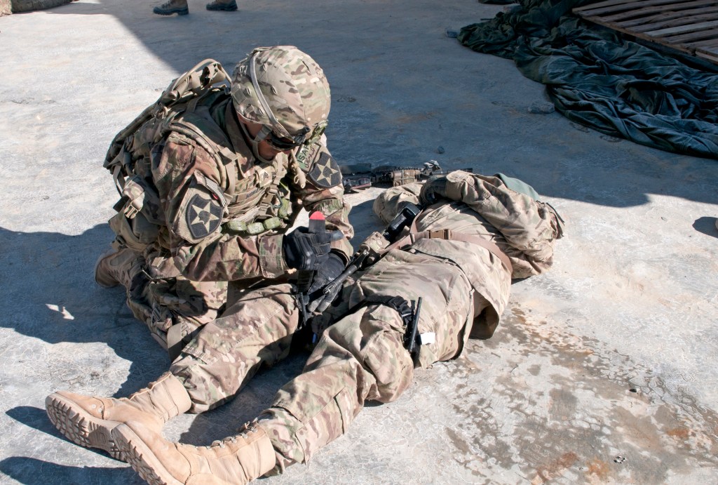 After Las Vegas shooting, veteran medic pushes more public training on combat tourniquets
