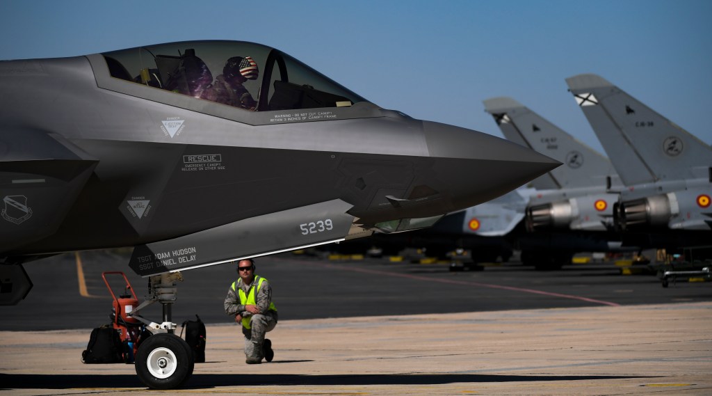 Defense policy bill prepares Pentagon for operational 5G