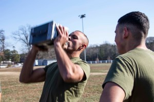 Marine Corps cancels Combat Fitness Test for rest of 2020 due to COVID-19 concerns