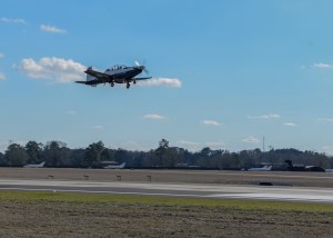 Commercial aircraft industry’s woes could help Air Force pilot retention