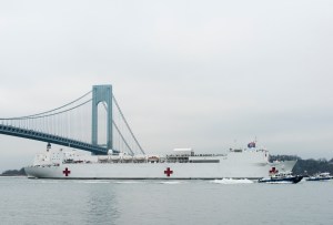 Watch the USNS Comfort arrive in New York for coronavirus response efforts