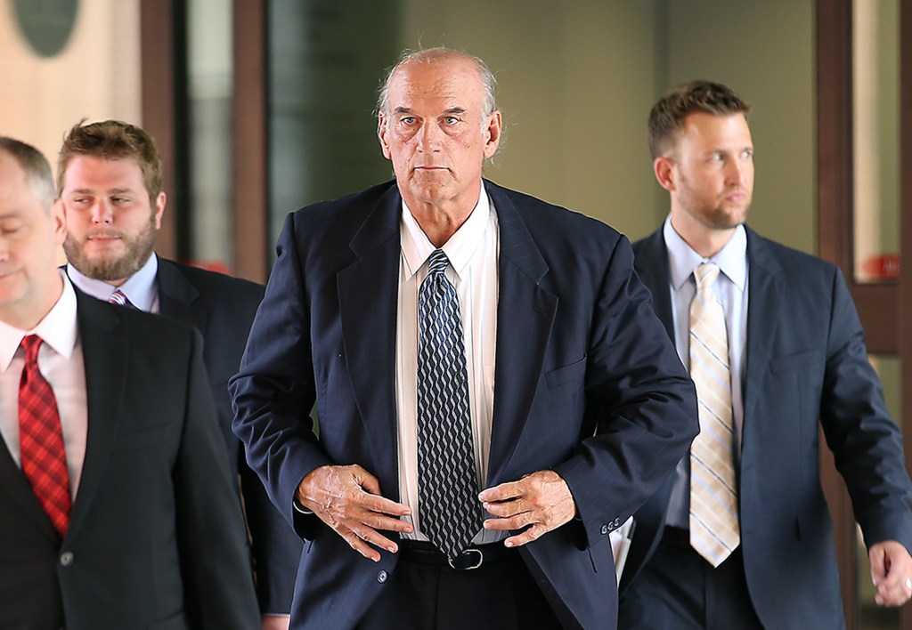 Ventura sues ‘American Sniper’ publisher