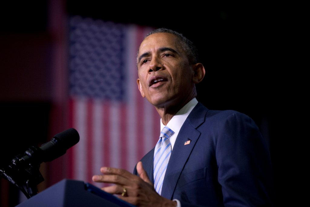 White House cancels next pay review
