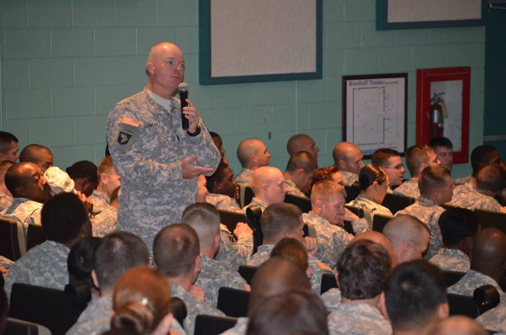 Army secretary McHugh, ethics experts tackle report on officers lying