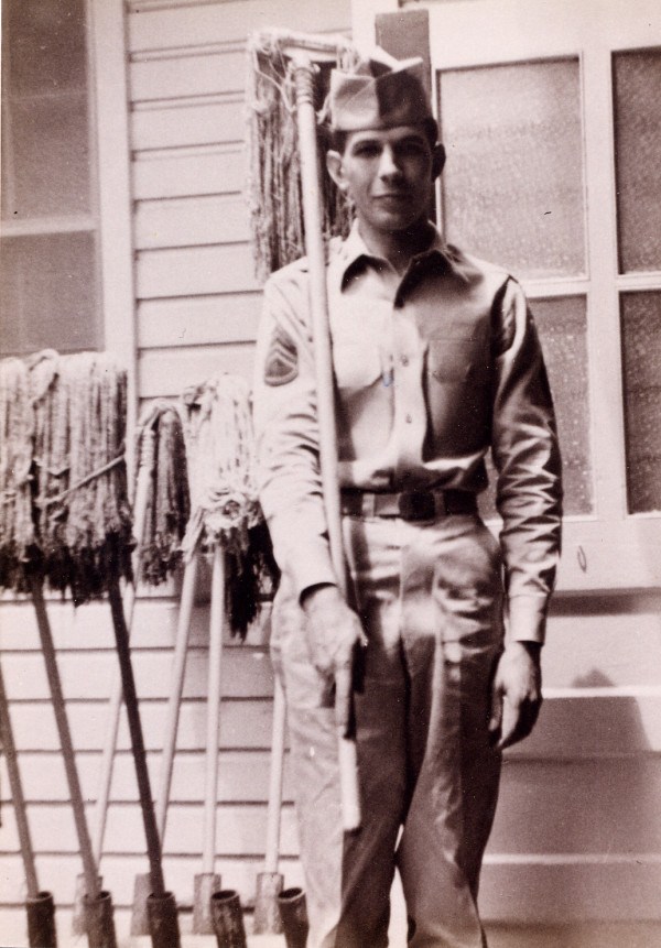 Leonard Nimoy, a former soldier, dies at 83