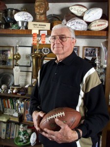 Chuck Bednarik, NFL Hall of Famer and B-24 gunner, dies at 89