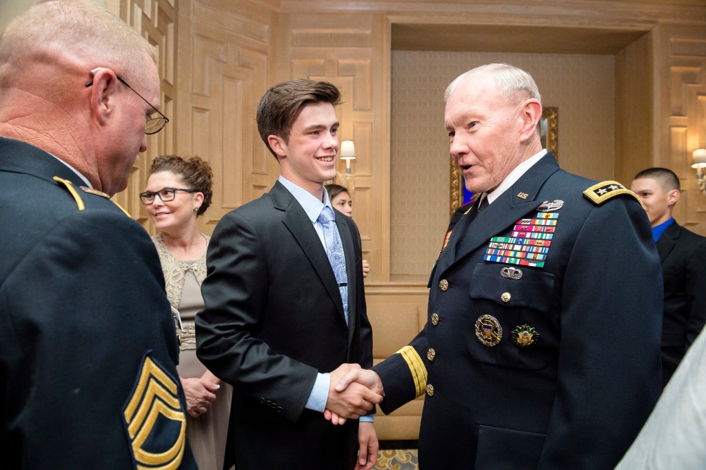Teen honored as military child of the year dies in crash