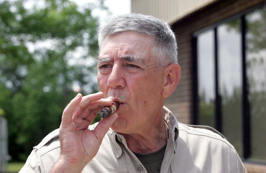 R. Lee Ermey takes fans’ questions in live Twitter chat