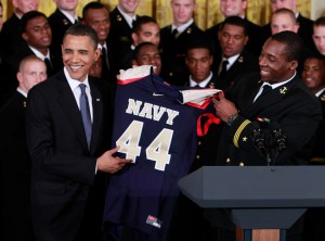 Obama honors Navy football team with Commander-in-Chief Trophy