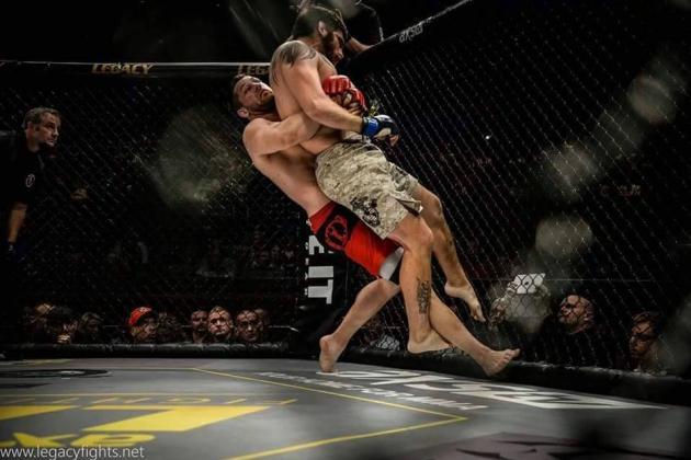 ‘Sniper’ to make UFC debut on massive Mexico City card