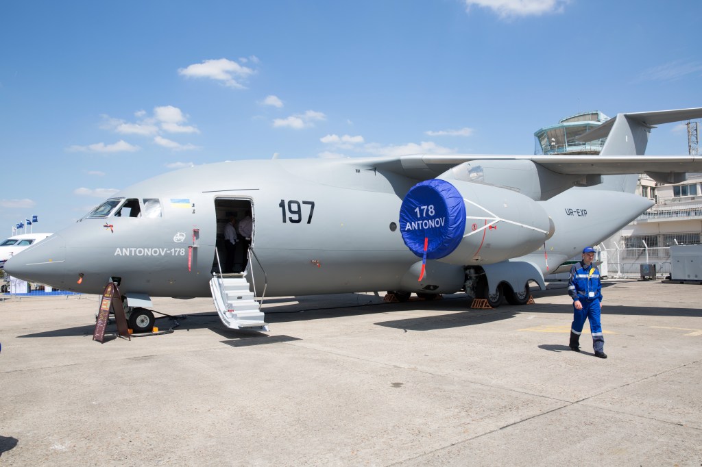 Antonov Arrives In Paris With the AN-178
