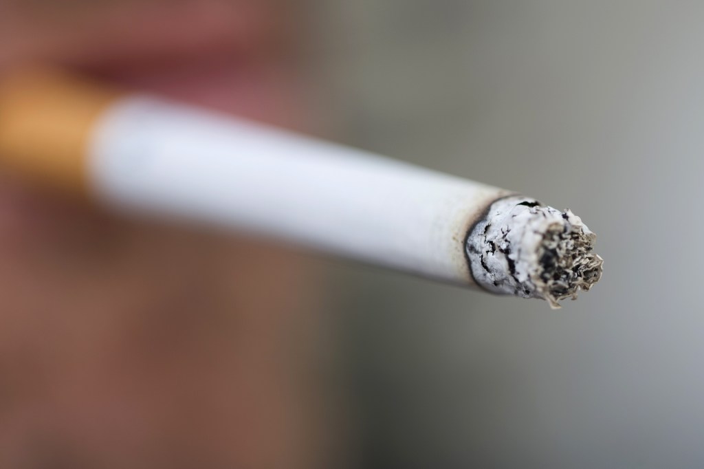 Hawaii’s under-21 smoking ban takes effect Jan. 1
