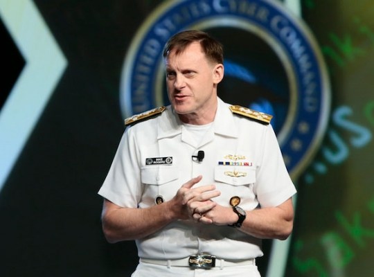 Intelligence agencies grapple with embracing mobility