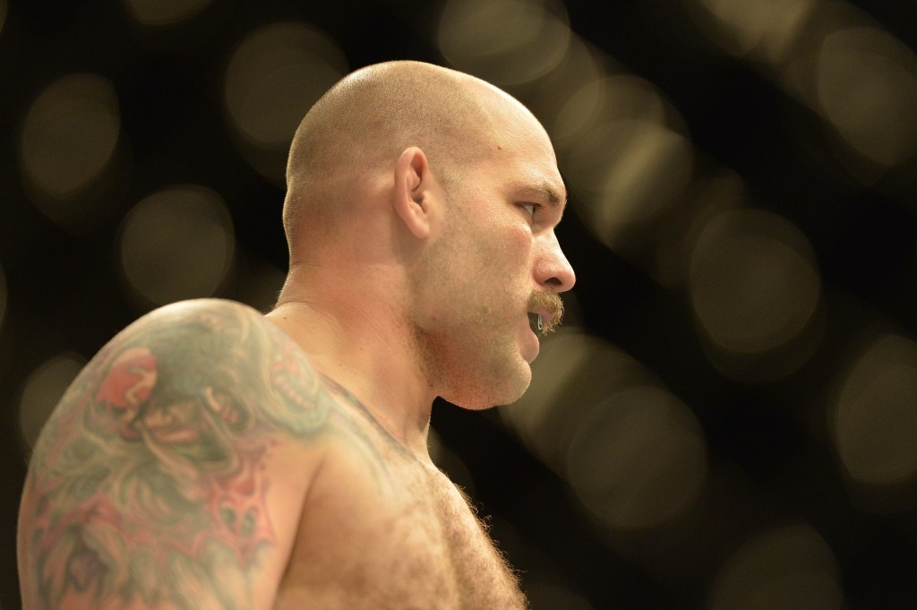 Minnesota guardsman aims for second-straight UFC win