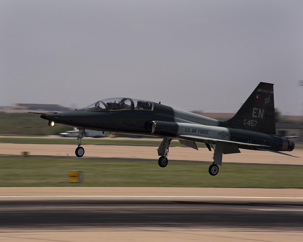 Boeing To Provide First Glimpse of T-X at Conference