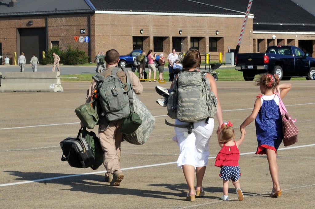 Senators: Give military families more stability in moves