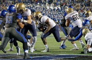 Chris Swain helps Navy upset No. 15 Memphis 45-20