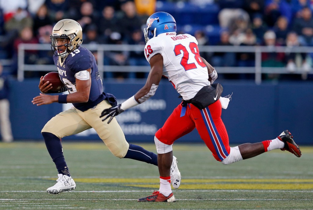 Navy’s Keenan Reynolds sets career rushing TD record