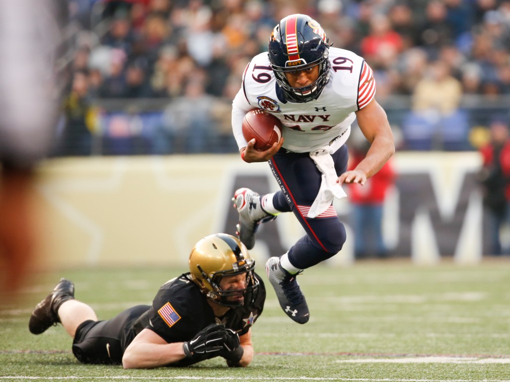 Service-academy six pack: Actual six-packs, conference title picture, Reynolds for Heisman, more