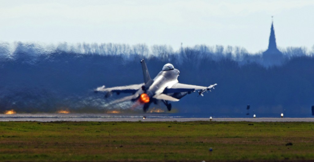 Dutch F-16 makes emergency landing after plane shoots itself