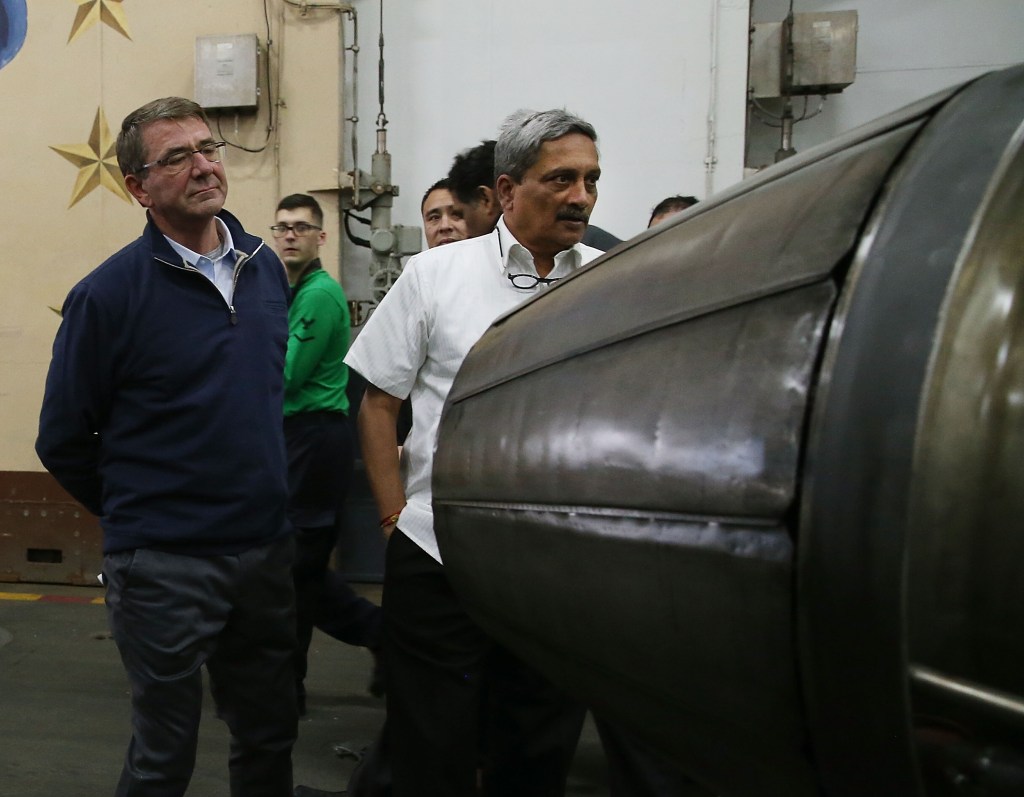Carter, Parrikar Pledge Expanded US-Indian Relations