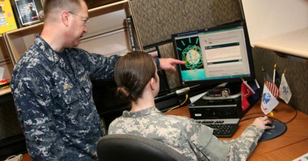 Report: DoD needs big cuts in civilian, contract spending in next budget