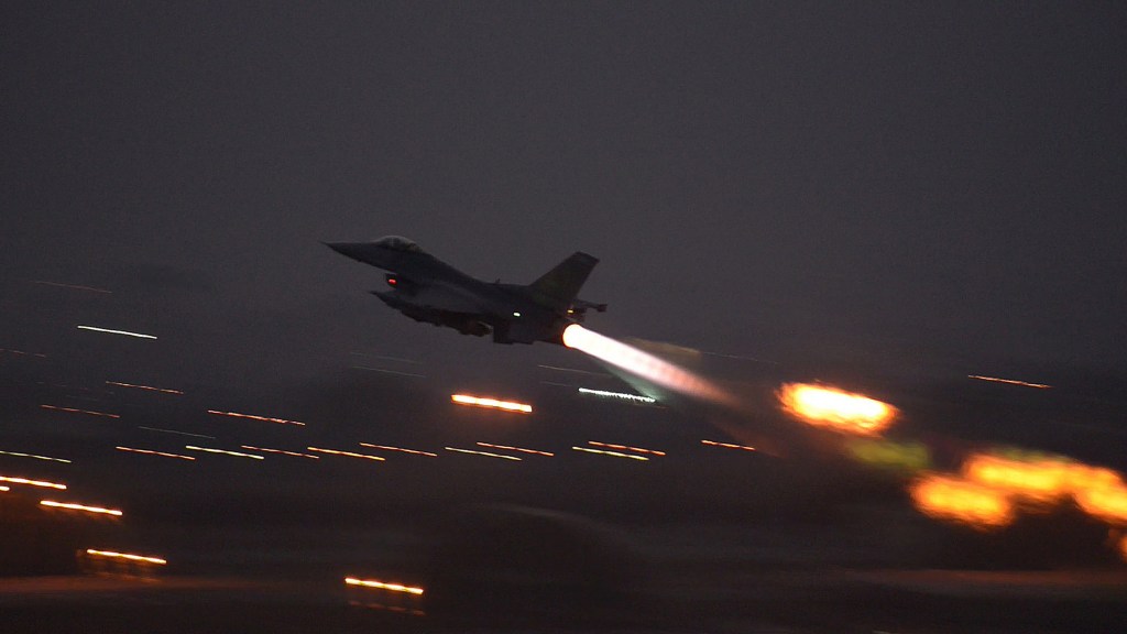 US officials rebuff UN calls to halt Raqqa air campaign