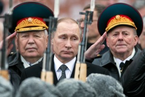U.S. may need to ‘puncture’ Russian defenses, EUCOM commander says