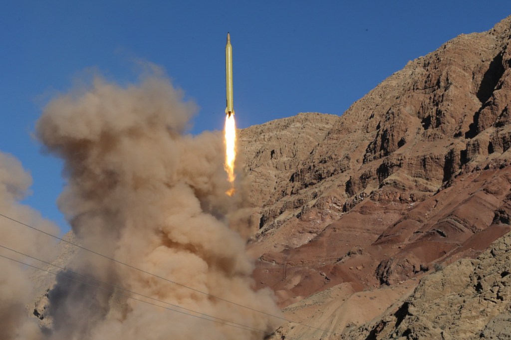 Emirati minister: Iran is a greater threat than al-Qaida, ISIS