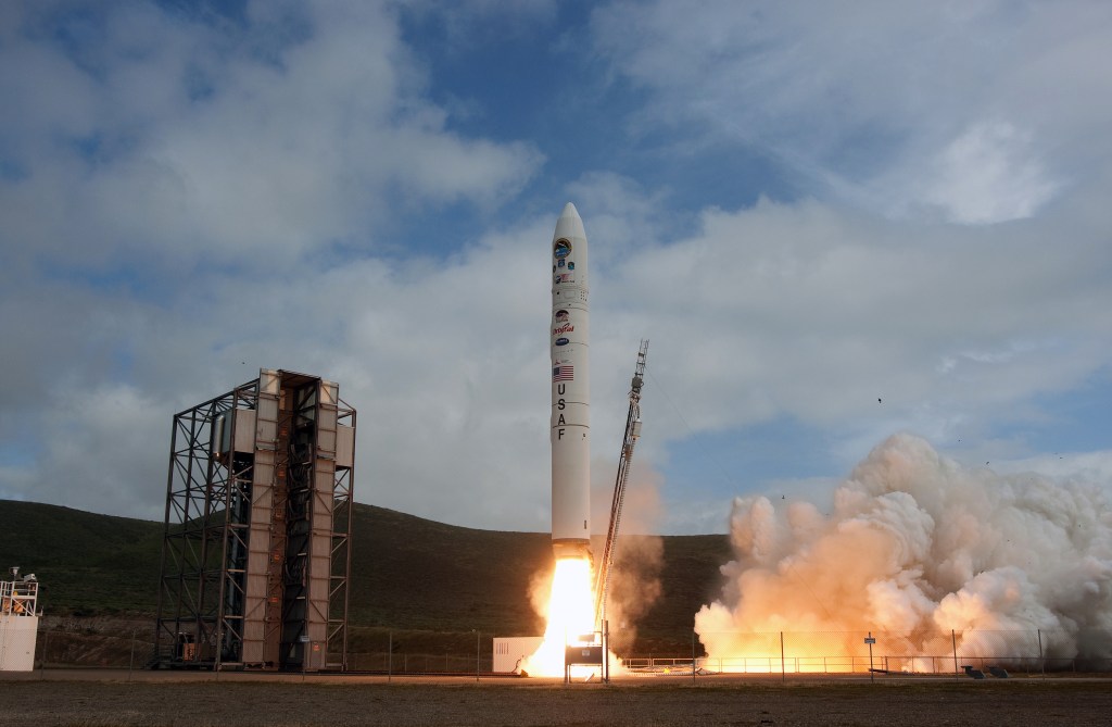 Industry Jockeys Over ICBM Motors For Commercial Space Launch