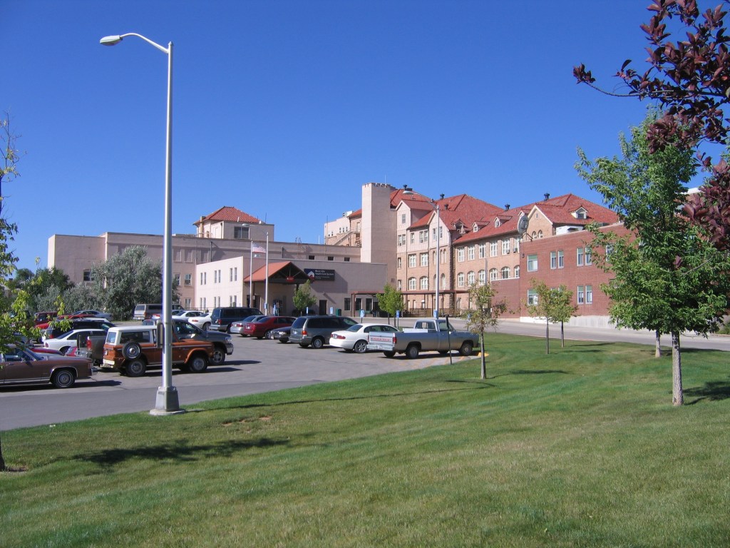VA would close 3 medical centers, restructure 100s of outpatient clinics in new plan